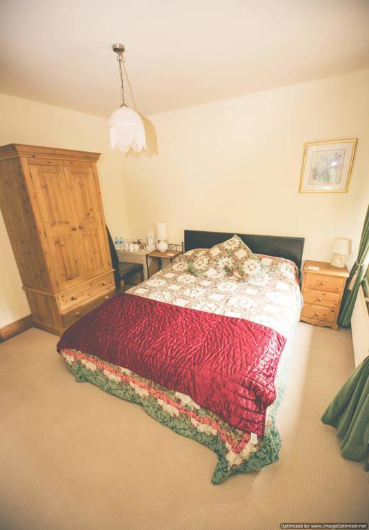Weycroft Mill House Bed And Breakfast Axminster Pokoj fotografie